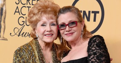 2017-debbie-reynolds-carrie-fisher